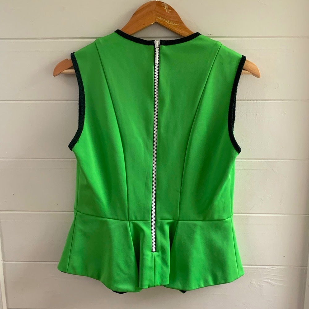 Manning Cartell green top with feature zip - Picture 2 of 8